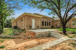 775 Phillips Dr, Azle, TX 76020 - Photo 33