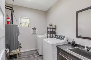 775 Phillips Dr, Azle, TX 76020 - Photo 31