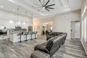775 Phillips Dr, Azle, TX 76020 - Photo 17