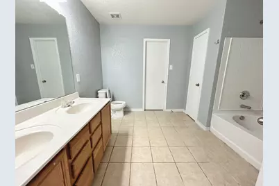 8008 Hidden Oaks Drive, Fort Worth, TX 76120 - Photo 9