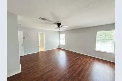 8008 Hidden Oaks Drive, Fort Worth, TX 76120 - Photo 7