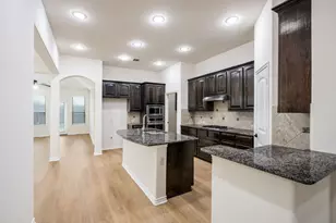 10425 Old Eagle River Ln, McKinney, TX 75072 - Photo 11