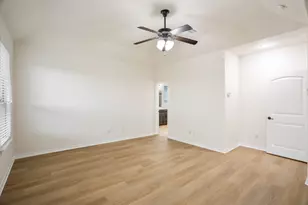 10425 Old Eagle River Ln, McKinney, TX 75072 - Photo 13