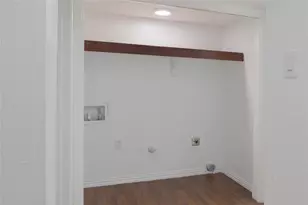 8109 Skillman St, Dallas, TX 75231 - Photo 11