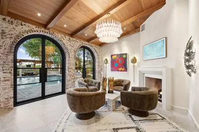 1008 Excalibur Boulevard, Lewisville, TX 75056 - Photo 15