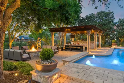 1008 Excalibur Boulevard, Lewisville, TX 75056 - Photo 9