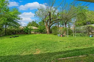 1011 S Delaware St, Irving, TX 75060 - Photo 25