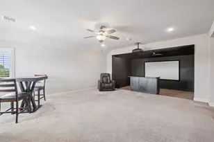 8230 Palmer Ln, Waxahachie, TX 75167 - Photo 13