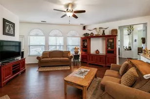 7517 Silver Lake Dr, Rowlett, TX 75089 - Photo 9