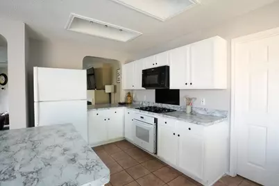 6525 Willow Oak Court, Fort Worth, TX 76112 - Photo 15