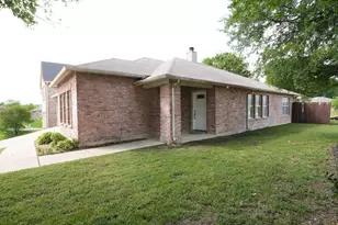 6525 Willow Oak Ct, Fort Worth, TX 76112 - Photo 3