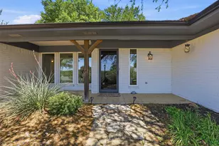 6406 Lansdowne Ct, Granbury, TX 76049 - Photo 3