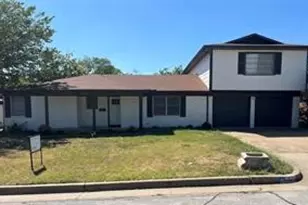 1732 Sheffield Pl, Fort Worth, TX 76112 - Photo 1