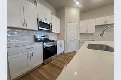 3007 Leopard Lane, Ennis, TX 75119 - Photo 5