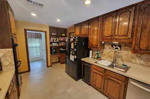 3601 Montecito Dr, Denton, TX 76205 - Photo 13