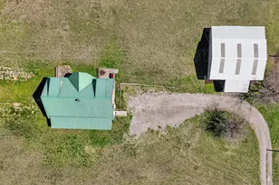 131 Hawk Ridge Rd, Decatur, TX 76234 - Photo 3