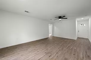 936 Duty Ave, Waco, TX 76706 - Photo 3