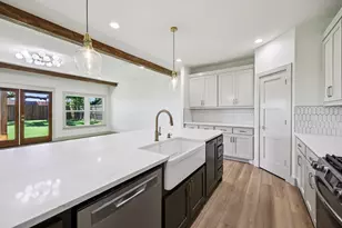 8020 Mickey St, North Richland Hills, TX 76182 - Photo 15