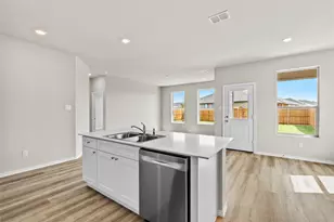 9729 McClane Farm Dr, Fort Worth, TX 76036 - Photo 11