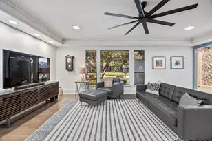 2825 Prairie Creek Dr, Plano, TX 75075 - Photo 9