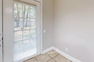 810 Pleasant Hills Dr, Dallas, TX 75217 - Photo 7