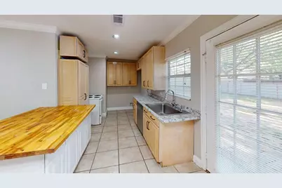 810 Pleasant Hills Drive, Dallas, TX 75217 - Photo 3