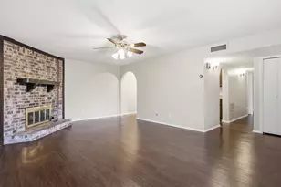 2204 Ridgedale Dr, Carrollton, TX 75006 - Photo 7