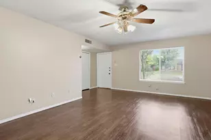 2204 Ridgedale Dr, Carrollton, TX 75006 - Photo 7