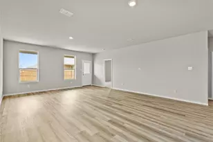 9741 McClane Farm Dr, Crowley, TX 76036 - Photo 3