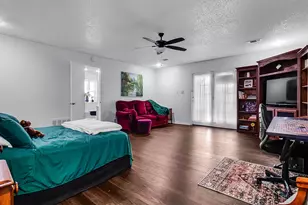 266 Locust Rd, Pottsboro, TX 75076 - Photo 9