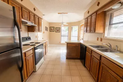 2028 Falcon Ridge Drive #B, Carrollton, TX 75010 - Photo 7