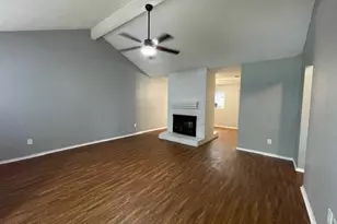 3013 Penny Ln, Euless, TX 76039 - Photo 5