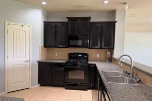 905 Golden Bear Ln, McKinney, TX 75072 - Photo 7