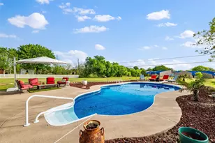 1017 S Nolan River Rd, Cleburne, TX 76033 - Photo 15