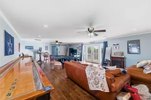 1017 S Nolan River Rd, Cleburne, TX 76033 - Photo 17