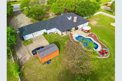 1017 S Nolan River Road, Cleburne, TX 76033 - Photo 35