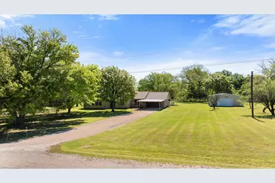309 Willow Creek Lane, Springtown, TX 76082 - Photo 5