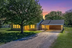 309 Willow Creek Ln, Springtown, TX 76082 - Photo 1