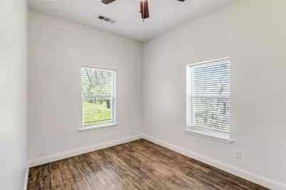 2323 Stoneman Street, Dallas, TX 75215 - Photo 13