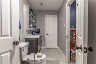 611 Laura Ln, Grand Prairie, TX 75052 - Photo 21