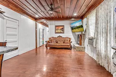 2218 Lincoln Avenue, Fort Worth, TX 76164 - Photo 5