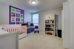 1305 Highcrest Dr, Burleson, TX 76028 - Photo 9
