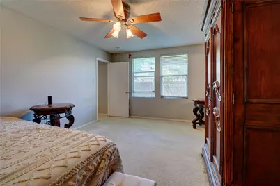 1305 Highcrest Drive, Burleson, TX 76028 - Photo 7