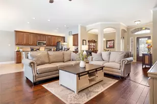 9748 Crown Ridge Dr, Frisco, TX 75035 - Photo 7