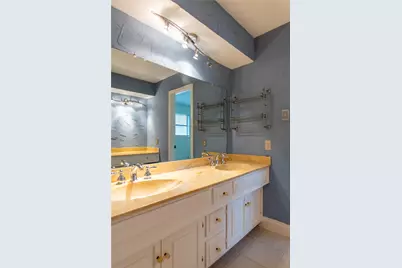 2405 Springpark Way, Richardson, TX 75082 - Photo 33