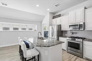 1027 Stockton Dr, Godley, TX 76044 - Photo 11