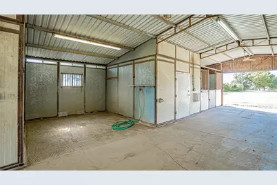 3891 Cr 351, Stephenville, TX 76401 - Photo 29