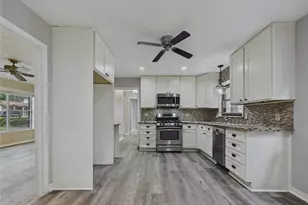 2310 Ridgewood St, Irving, TX 75062 - Photo 3