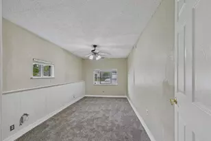 2310 Ridgewood St, Irving, TX 75062 - Photo 7