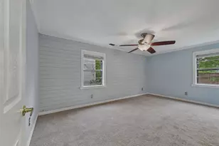 2310 Ridgewood St, Irving, TX 75062 - Photo 9